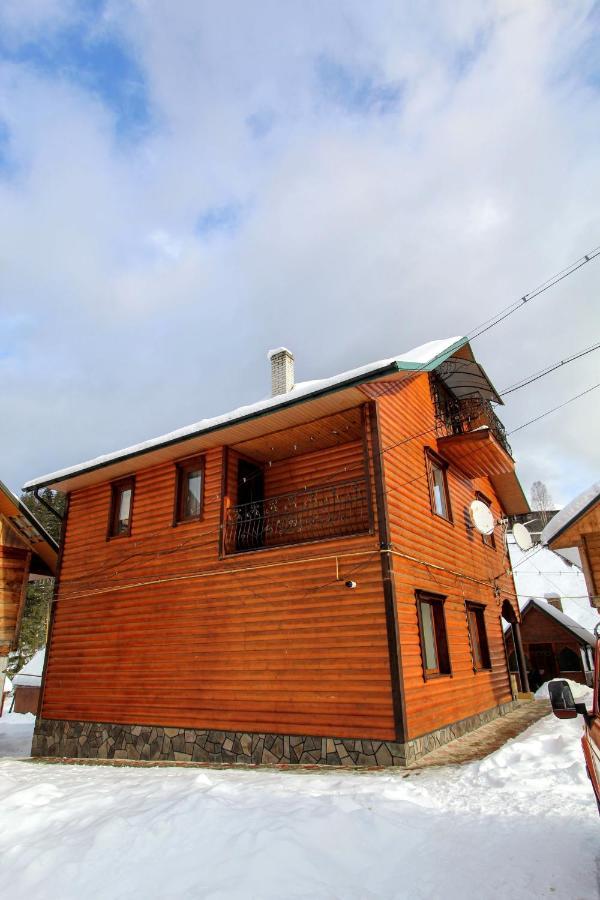 Cottage "Kliverent" ยาเรมชา ภายนอก รูปภาพ