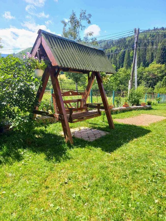 Cottage "Kliverent" ยาเรมชา ภายนอก รูปภาพ