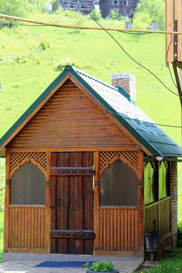 Cottage "Kliverent" ยาเรมชา ภายนอก รูปภาพ