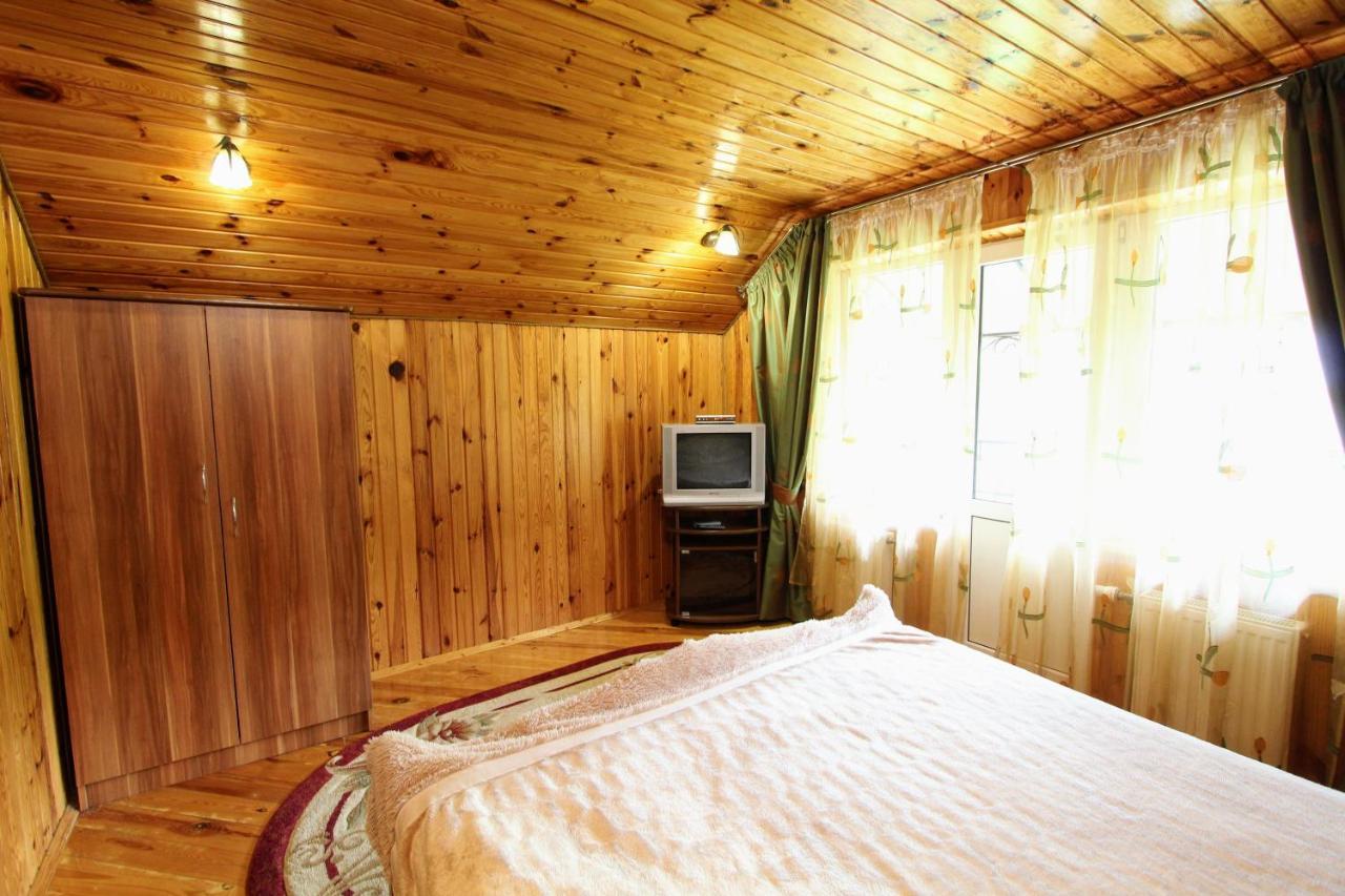 Cottage "Kliverent" ยาเรมชา ภายนอก รูปภาพ