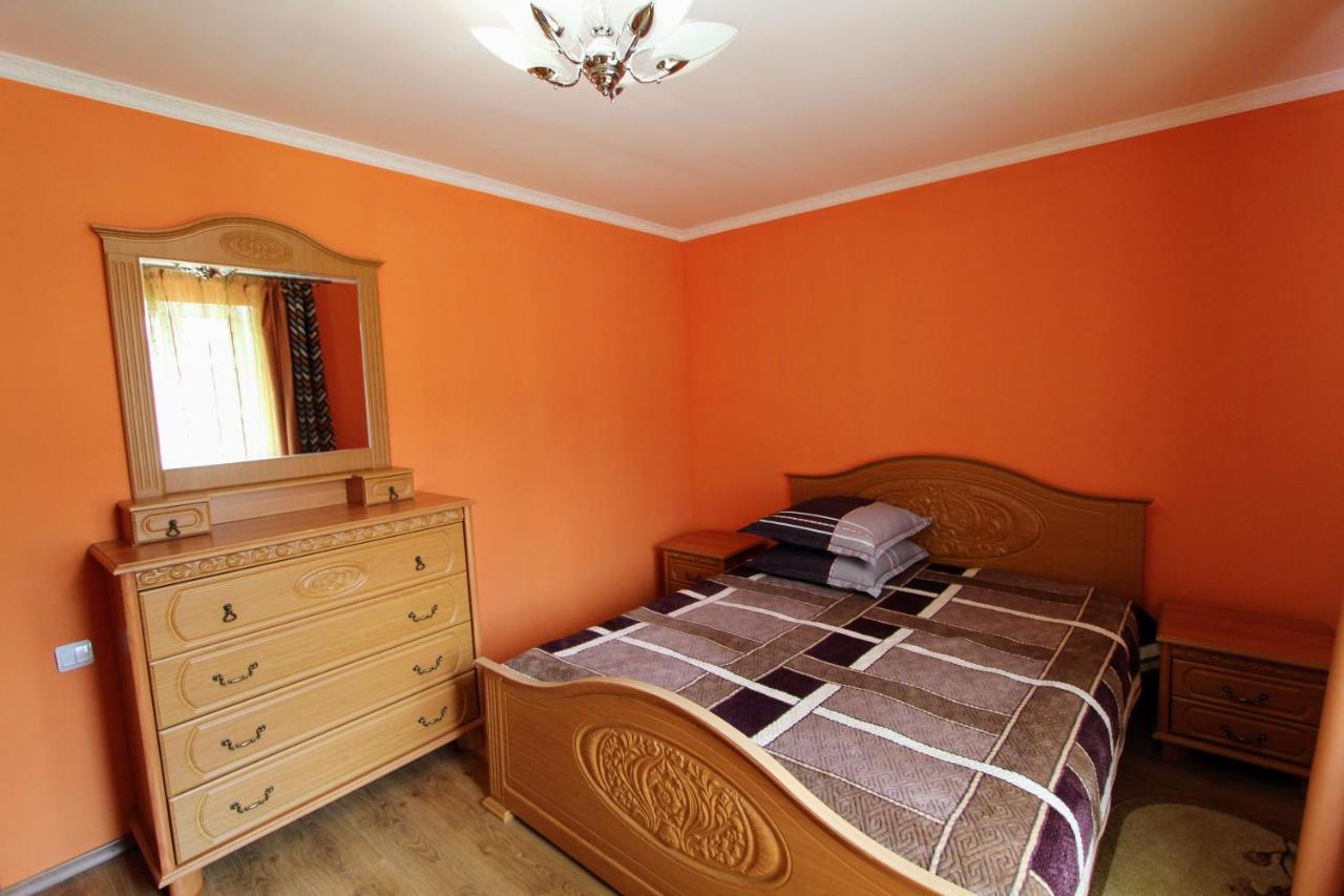 Cottage "Kliverent" ยาเรมชา ภายนอก รูปภาพ