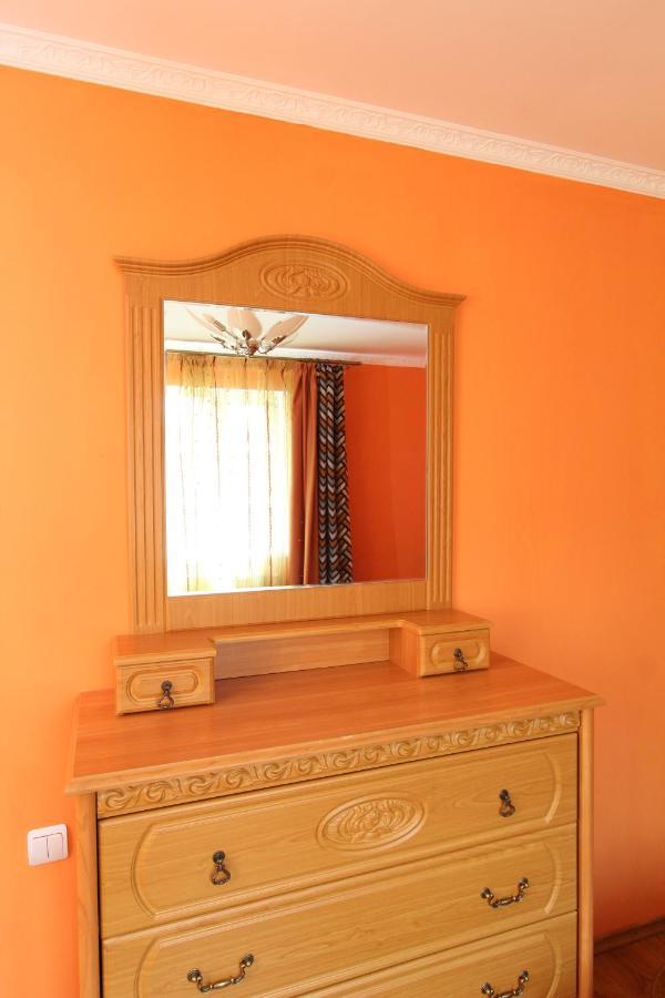 Cottage "Kliverent" ยาเรมชา ภายนอก รูปภาพ